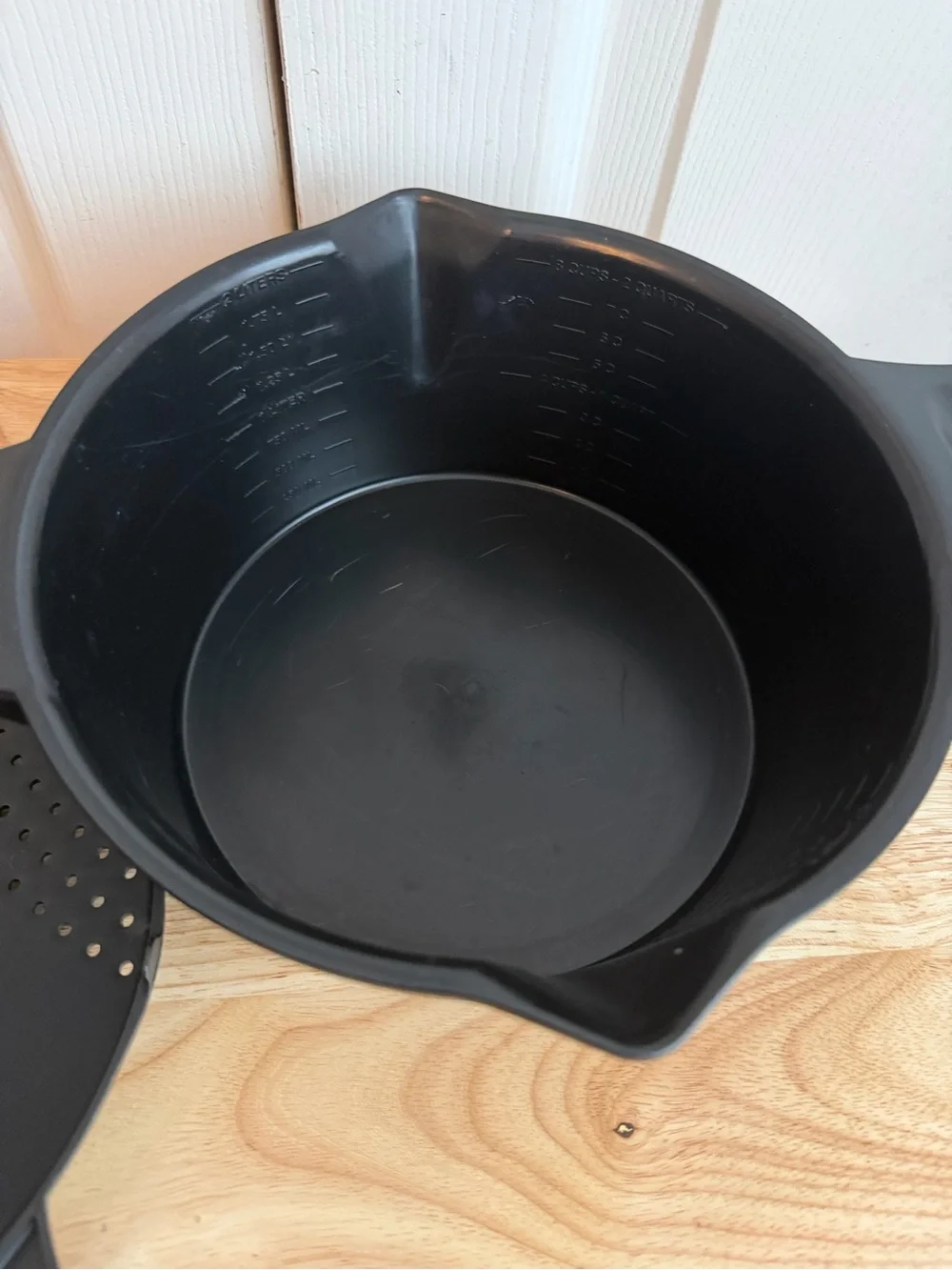Pampered Chef Black Micro Cooker Microwave Steamer Large 8 Cup 2 Quart #2778